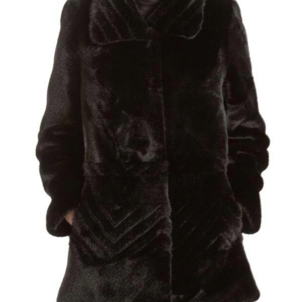 Belle Fare - layered groove camelombre coat